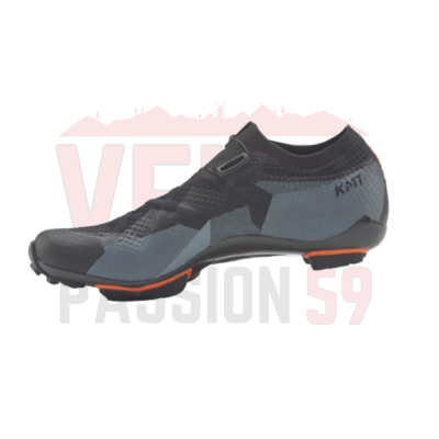 DMT KM1 BLACK/GREY - Chaussures VTT/Gravel DMT KM1 BLACK/GREY - Chaussures VTT/Gravel