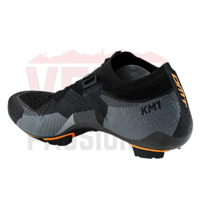 DMT KM1 BLACK/GREY - Chaussures VTT/Gravel DMT KM1 BLACK/GREY - Chaussures VTT/Gravel